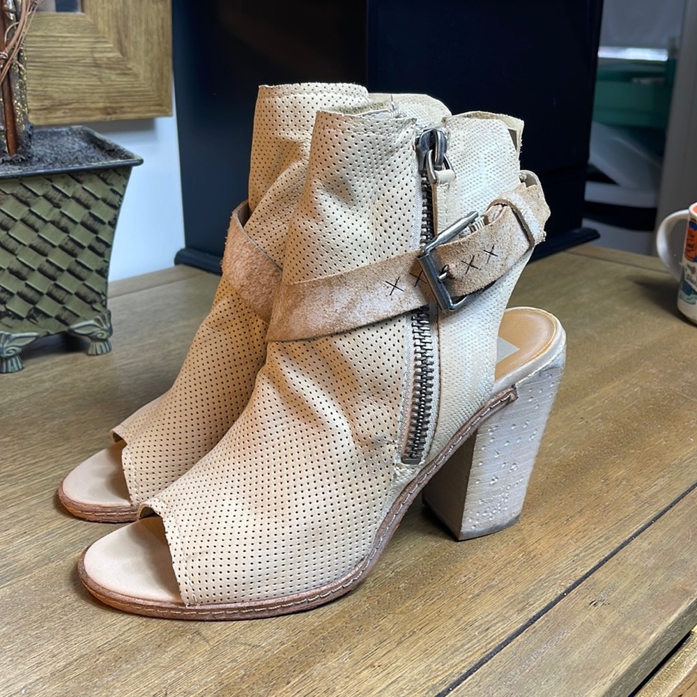 DOLCE VITA BOOTIES